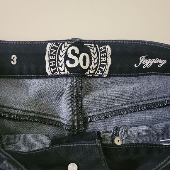 So Women's Black Skinny Denim Jeggings - Picture 4 of 13